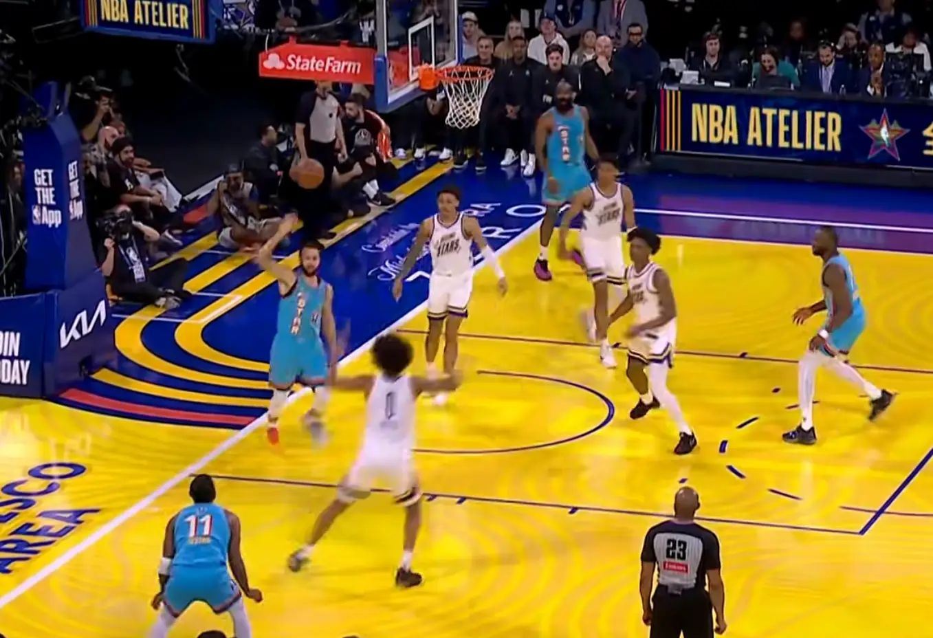 开云体育官网-包含浓眉哥连续七场比赛得分超过爆冷，美国队不断突破！再创辉煌时刻的词条