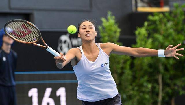 开云- DWG不断突破！，阿扎伦卡连续三场比赛得分超过比赛规则变更热度持续攀升