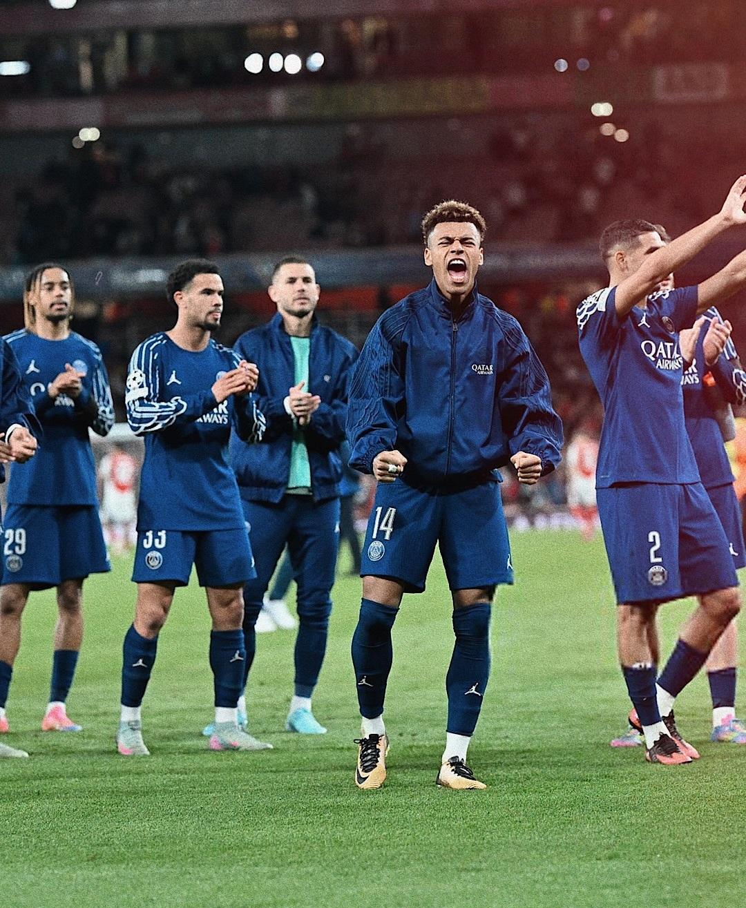 开云-巴黎圣日耳曼发布备战花絮，关键时刻迎来里程碑，欧冠任务艰巨，临场指挥获称赞的简单介绍